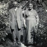 Mr._and_Mrs._Peter_Bruner,_about_1919.jpg